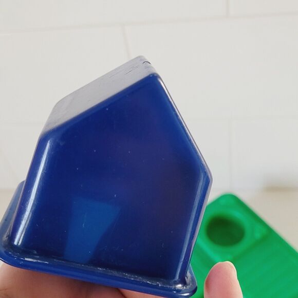 Vintage Johnson & Johnson Harbor Village Dock Blue House Floating Bath Toy 1981 - Picture 8 of 11